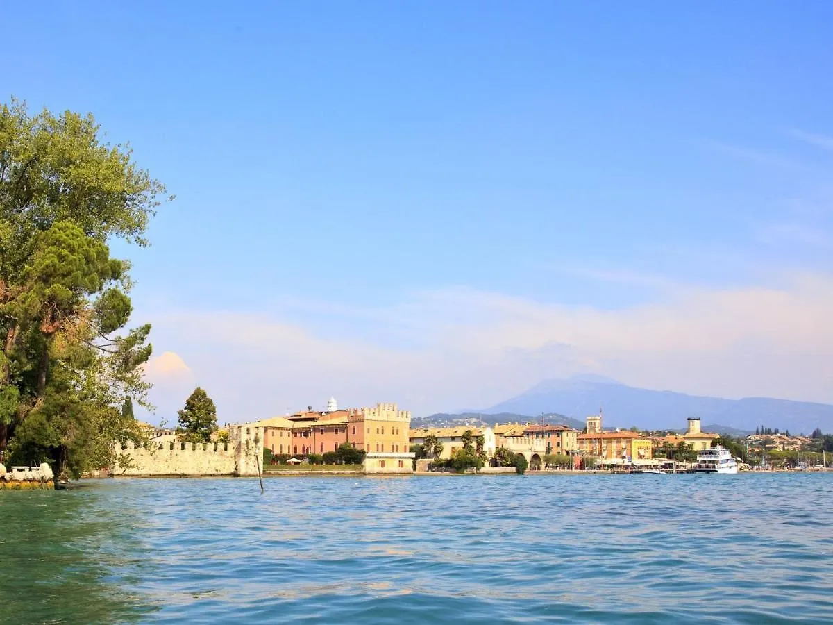 Belvilla By Oyo Sole Del Garda Isei Lazise Italy